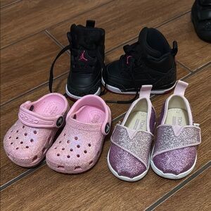 CROCS Pink Sneakers with Ventilation Holes